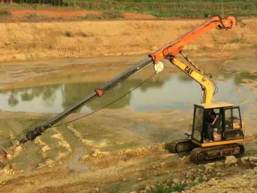 長臂挖掘機(jī)廠家、挖機(jī)加長臂廠家、加長臂挖機(jī)