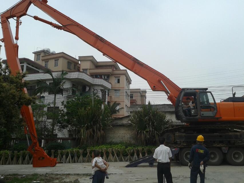 挖掘機(jī)拆樓臂，挖掘機(jī)拆樓臂廠家，挖掘機(jī)改裝拆樓臂